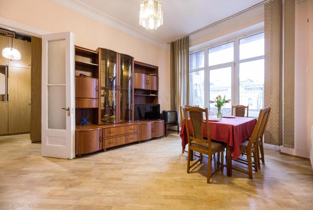 Apartment With Lovely View Киев Экстерьер фото
